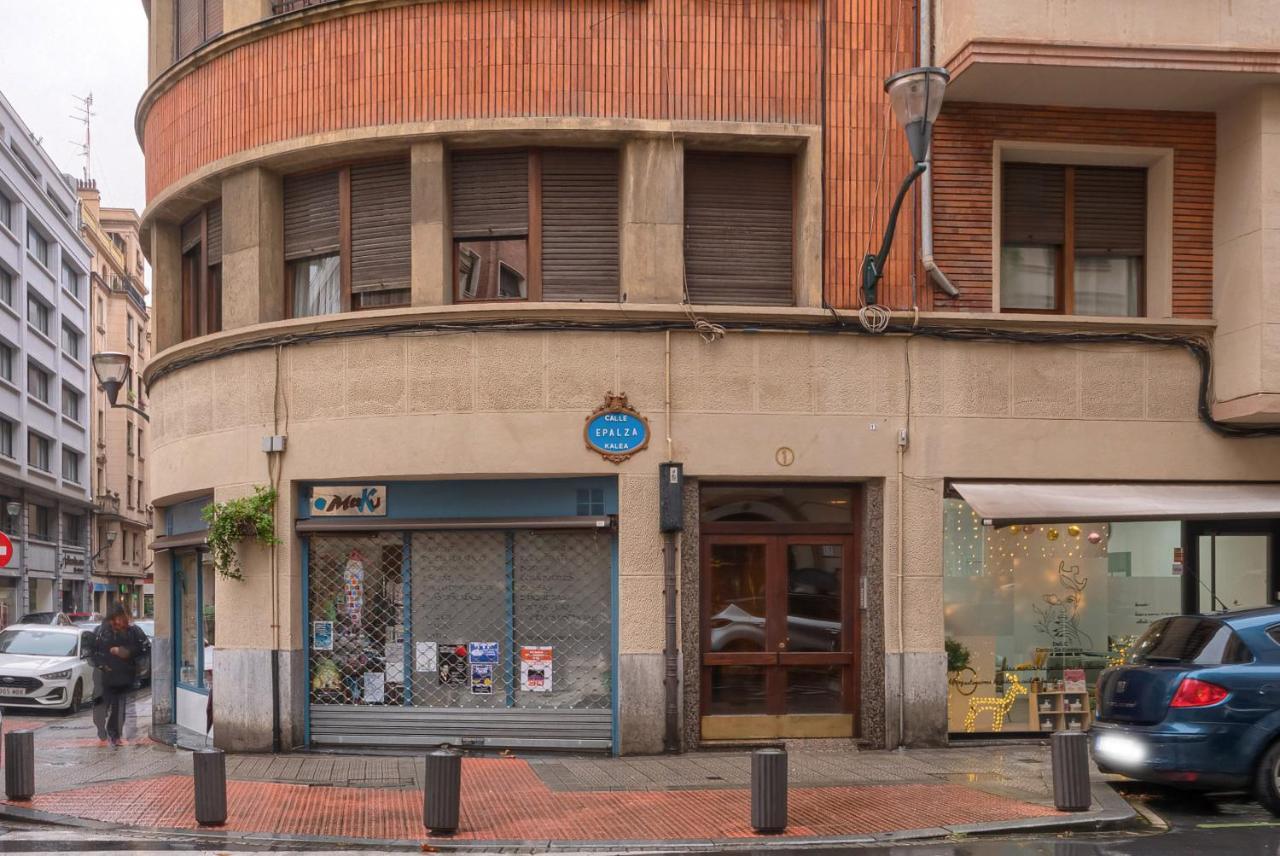 Encanto Y Confort En Calle Epalza - Tu Familia En El Corazon De Билбао Екстериор снимка